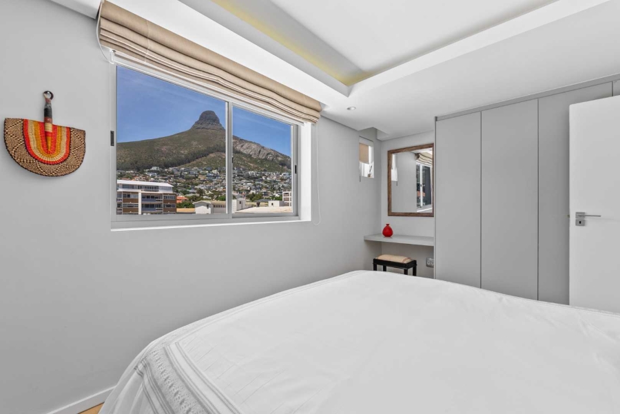 2 Bedroom Property for Sale in Sea Point Western Cape